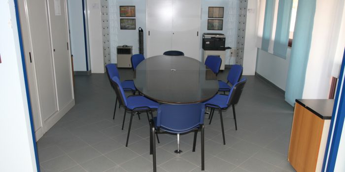 Artificial-kidney-Center-Sala-Riunione-700x350 Mission